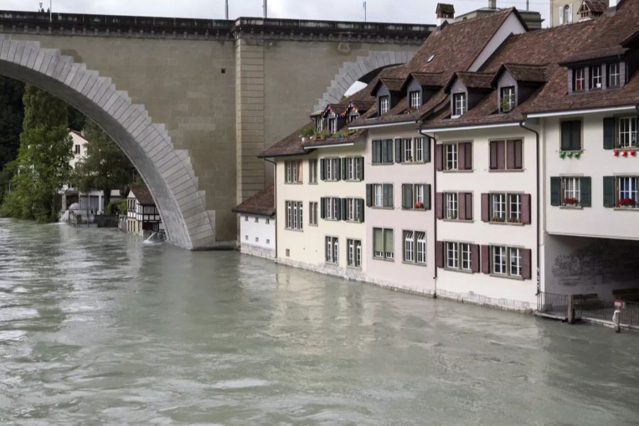 Viele Flüsse, Seen und Bäche haben bereits einen historisch hohen Wasserpegel erreicht.