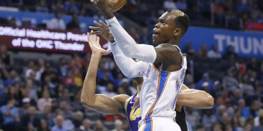 Musste mit Oklahoma eine bittere Niederlage hinnehmen: Dennis Schröder. Foto: Sue Ogrocki/AP