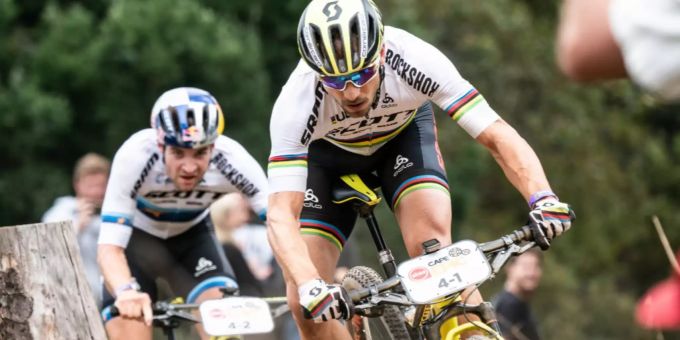 Nino Schurter am Cape Epic. Cape Epic Schurter