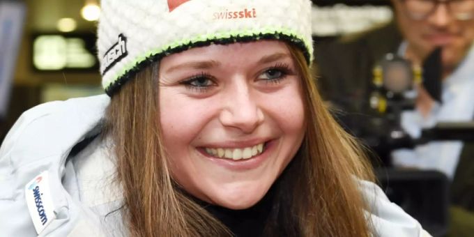Corinne Suter hat auch in Crans-Montana gute Laune - 2. Platz im ersten Training Corinne Suter hat auch in Crans-Montana gute Laune - 2. Platz im ersten Training