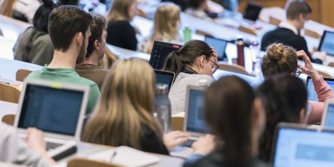 Laut des QS World University Rankings ist die ETH die beste Uni Europas. qs world university rankings