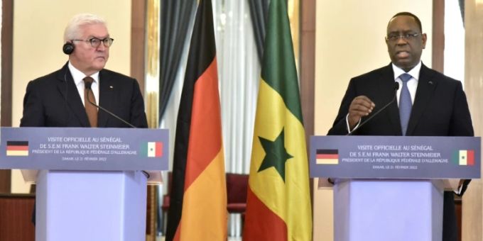 Steinmeier in Senegal (mit Präsident Macky Sall) Steinmeier in Senegal (mit Präsident Macky Sall)