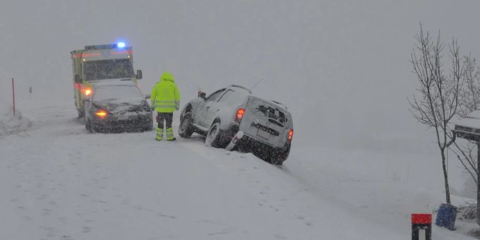 Trogen AR: Frontalkollision zwischen zwei Personenwagen Trogen AR: Frontalkollision zwischen zwei Personenwagen