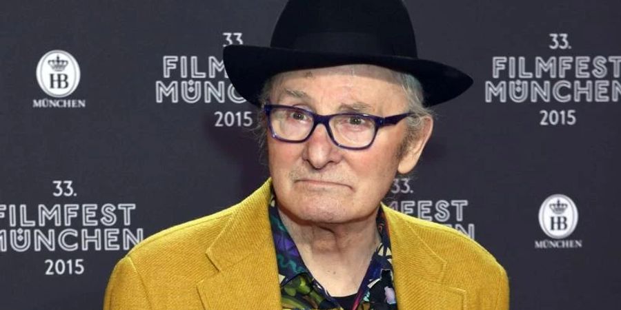 Herbert Achternbusch 2015 beim Filmfest München. Der Regisseur und Autor starb im Alter von 83 Jahren. Foto: Felix Hörhager/dpa