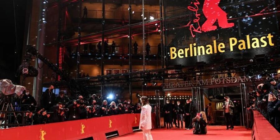 Schauspielerin Anne Ratte-Polle auf dem roten Teppich der Berlinale. Foto: Britta Pedersen/dpa-Zentralbild/dpa