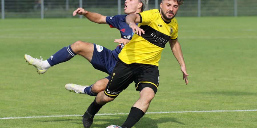 Talha Esastürk (rechts), Regisseur und Antreiber im Prattler Mittelfeld. - Pratteln