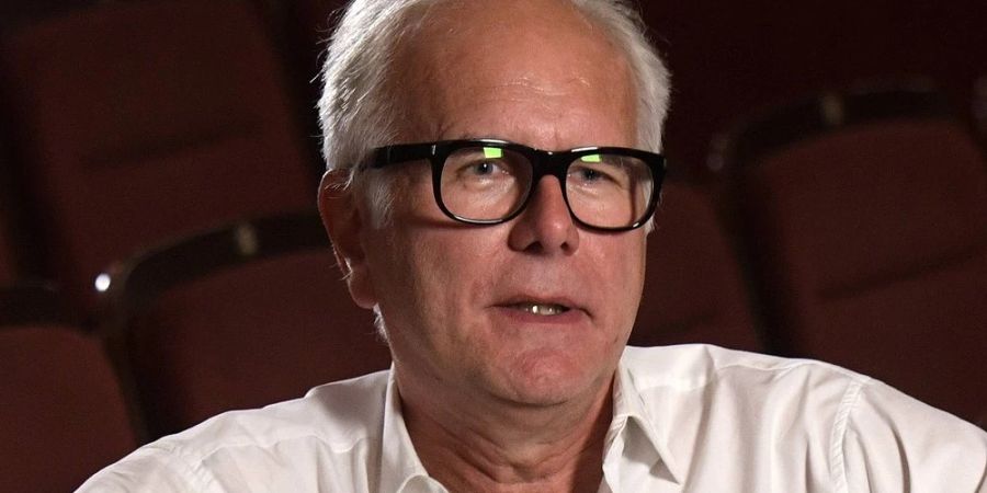Harald Schmidt spricht in einem neuen Interview über seinen Impfstatus und Karl Lauterbach.