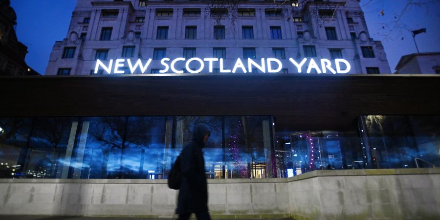 Anger grows at Met police for redacted version of Sue Gray 'partygate' report