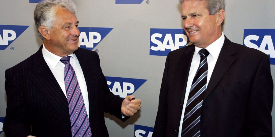 Waren vor einem halben Jahrhundert bei der SAP-Gründung dabei: Hasso Plattner (l) und Dietmar Hopp.