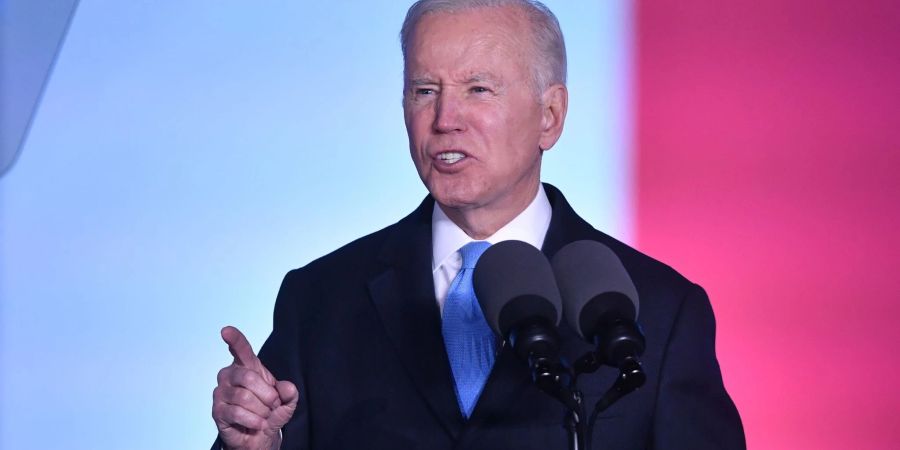 US-Präsident Joe Biden hält eine Rede über den russischen Einmarsch in der Ukraine im Warschauer Königsschloss.