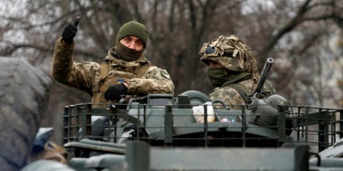 Ukrainische Soldaten verteidigen erbittert die Städte ihres Landes. Ukraine-Konflikt