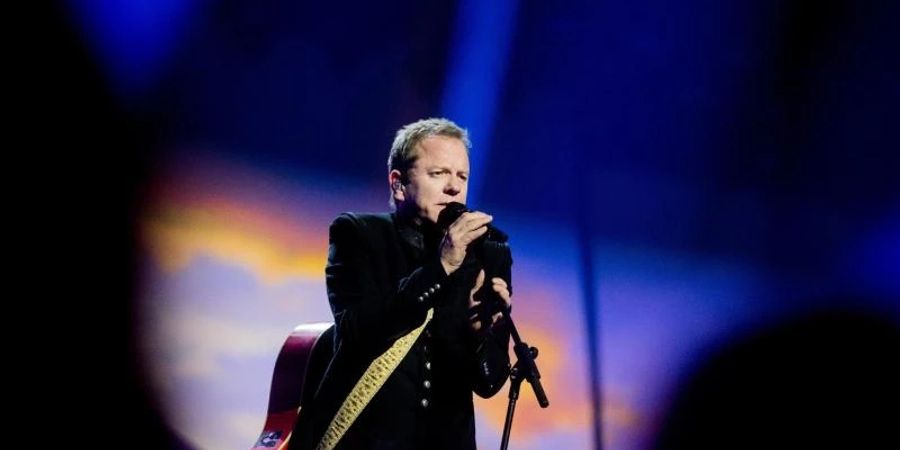 Kiefer Sutherland steht auf Country-Musik. Foto: Rolf Vennenbernd/dpa