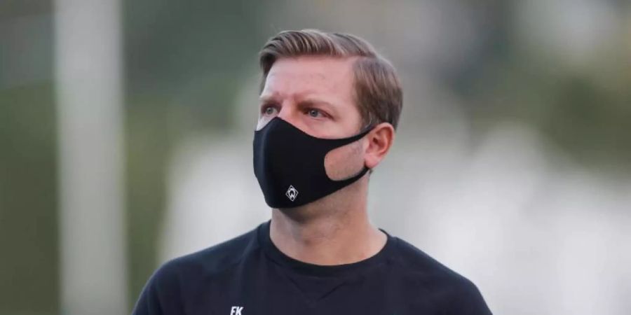 Hält ein Mitspielen von Werder Bremen um die Europa-League-Plätze für nahezu ausgeschlossen: Trainer Florian Kohfeldt. Foto: Jan Woitas/dpa-Zentralbild/dpa