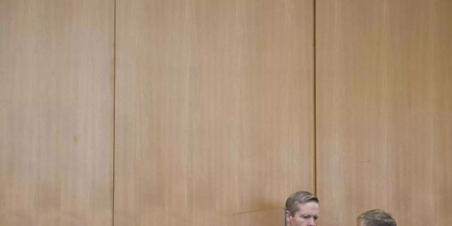 Auf Youtube sind Ausschnitte der Vernehmung des mutmasslichen Lübcke-Mörders aufgetaucht. Foto: Boris Roessler/dpa