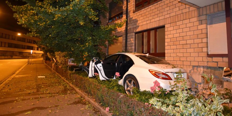 Selbstunfall mit überhöhter Geschwindigkeit