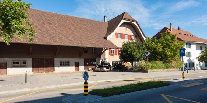 Wirtshaus zum Kastanienbaum an der Gäustrasse. - Kestenholz Wirtshaus zum Kastanienbaum an der Gäustrasse. - Kestenholz