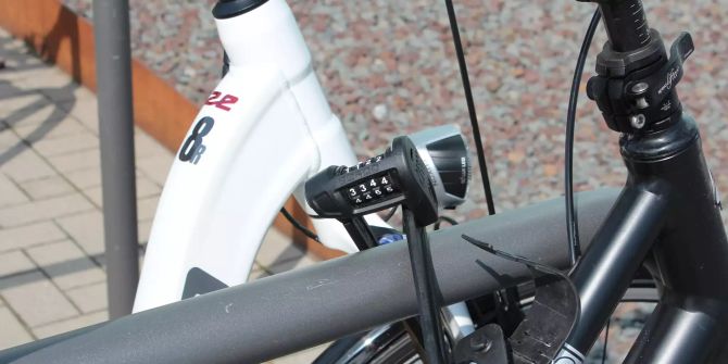 Diebstahlserie von Motorrädern und E-Bikes