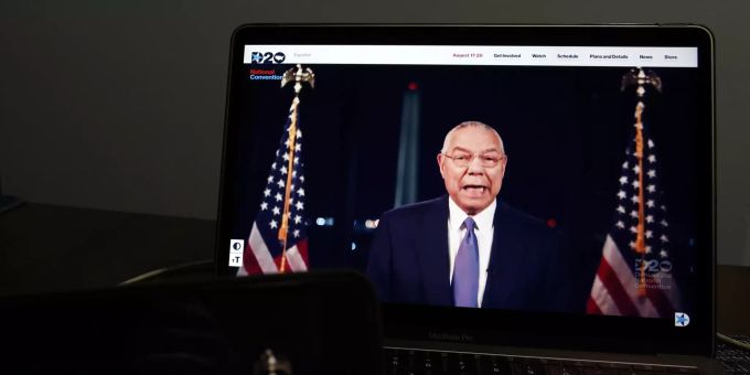 Ex-Aussenminister Colin Powell wendet sich gegen Donald Trump. colin powell
