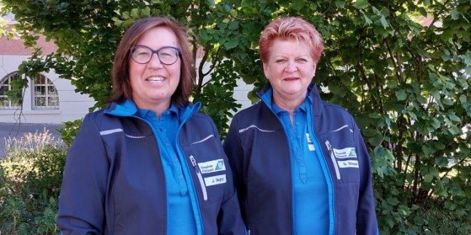 Zählerableserinnen Jeannette Siegrist (links) und Dorothée Strasser. Wasserversorgung Fislisbach.