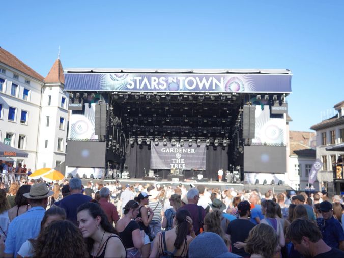 Stars in Town