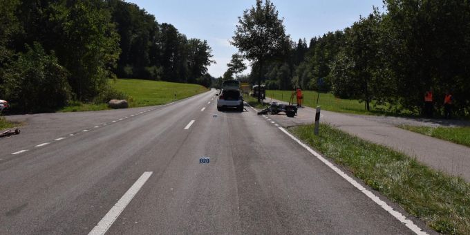 Übersichtsaufnahme der Unfallstelle in Illnau-Effretikon Übersichtsaufnahme der Unfallstelle