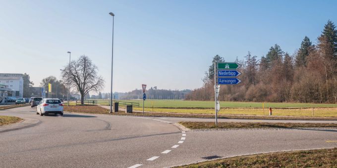 Die Kreuzung Aarwangenstrasse in Richtung Aarwangen. Die Kreuzung Aarwangenstrasse in Richtung Aarwangen.