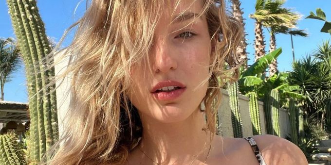 «Sind berühmt» - Model Manuela Frey findet ihre Füsse auf Fetisch-Seite