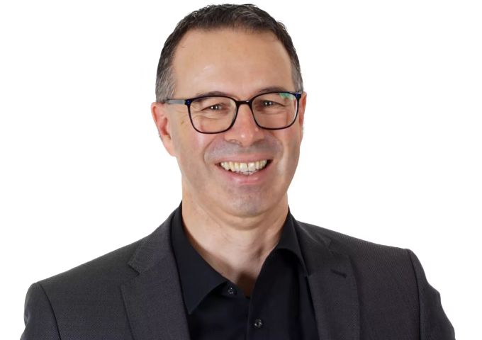 «Mir gefällt am besten der persönliche Kontakt zu unserer Kundschaft», sagt Samuel Buser. Samuel Buser Treuhand Sissach