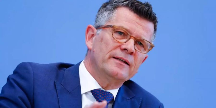 Peter Dabrock, früherer Vorsitzender des Deutschen Ethikrates. Foto: Axel Schmidt/Reuters-Pool/dpa