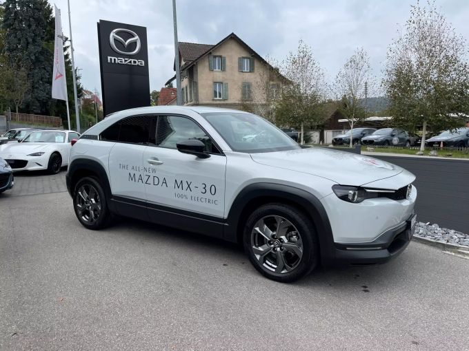 Im sportlichen Design: der Mazda MX-30. Aerni Garage Safenwil