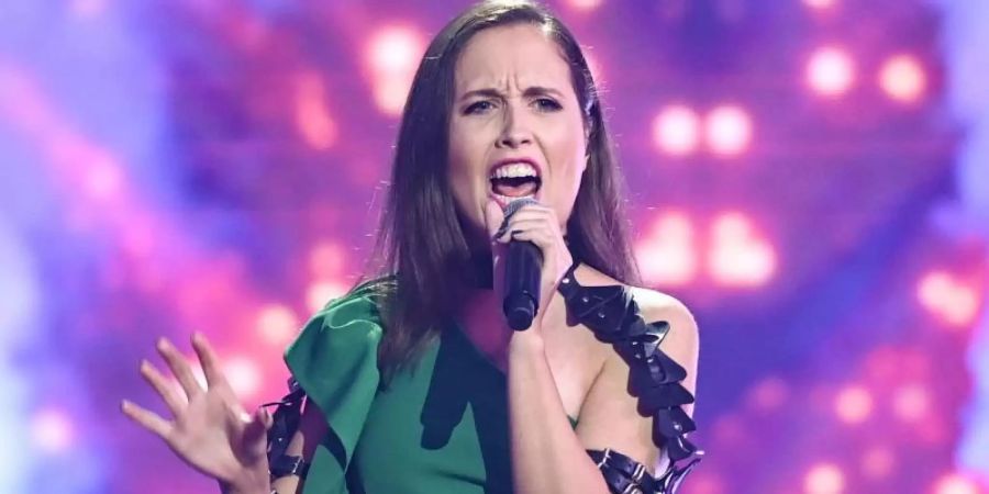 Alice Merton in Aktion. Foto: Hendrik Schmidt/dpa