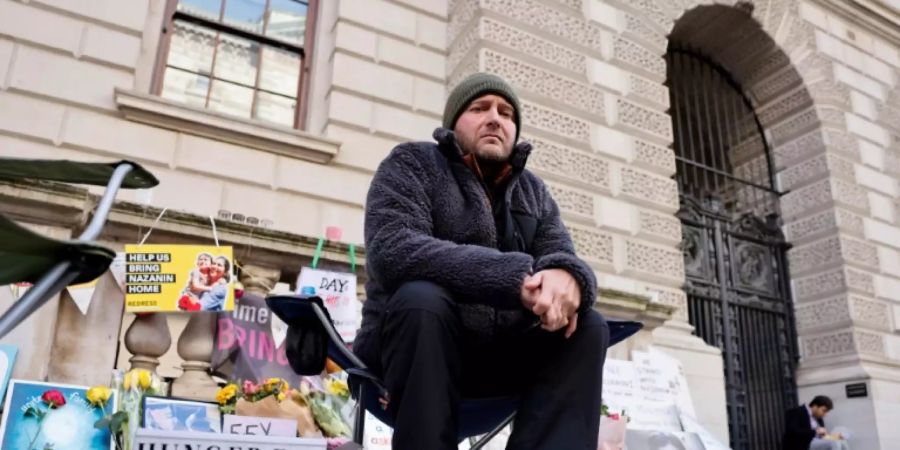 Richard Ratcliffe während seines Hungerstreiks in London