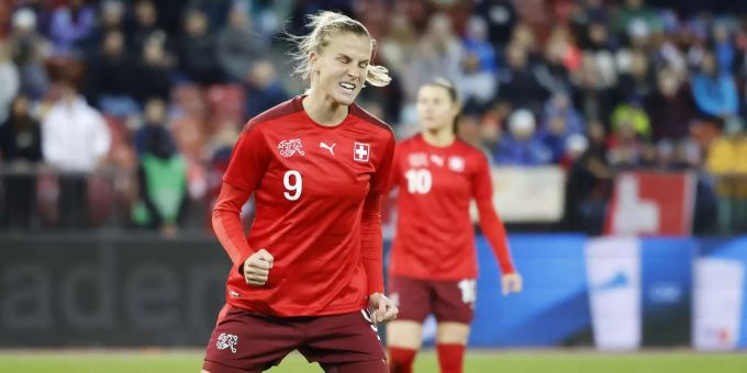 Darf Ana-Maria Crnogorcevic mit der Schweizer Nati auch an der EM 2022 jubeln? Schweizer Nati Ana-Maria Crnogorcevic