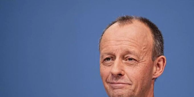 Friedrich Merz glaubt, dass der Wiederaufbau der CDU Zeit in Anspruch nimmt. Foto: Michael Kappeler/dpa Friedrich Merz glaubt, dass der Wiederaufbau der CDU Zeit in Anspruch nimmt. Foto: Michael Kappeler/dpa