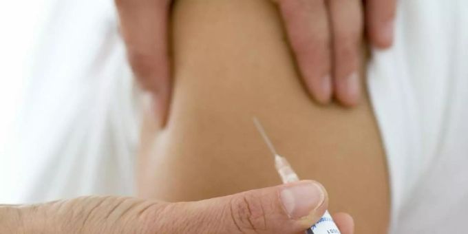 Bis 2030 sollen 90 Prozent aller Mädchen gegen das Papillomavirus (HPV) geimpft sein. Foto: Patrick Pleul/dpa Bis 2030 sollen 90 Prozent aller Mädchen gegen das Papillomavirus (HPV) geimpft sein. Foto: Patrick Pleul/dpa