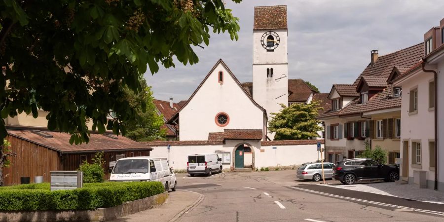 Die alte Pfarrkirche in Pratteln.