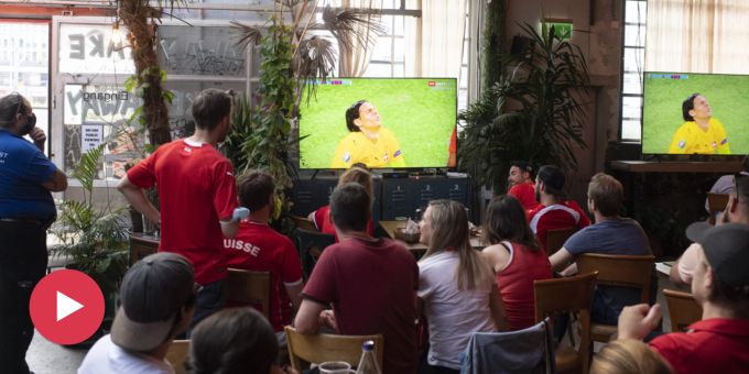 «Gute Gründe» - Schweizer Bars boykottieren Übertragung der WM-Spiele