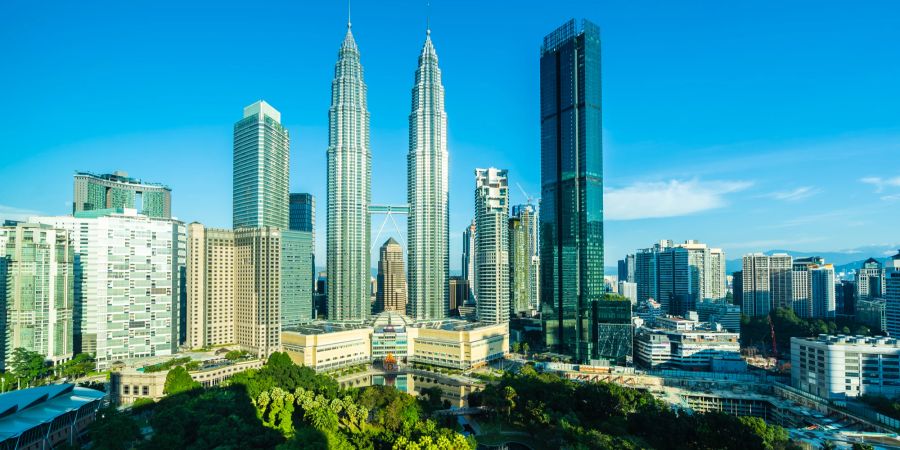 Das Luxushotel liegt direkt neben den legendären Petronas Towers.