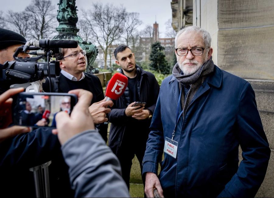 Der ehemalige Labour-Chef (Grossbritannien) Jeremy Corbyn war auch an den Anhörungen am Donnerstag dabei.