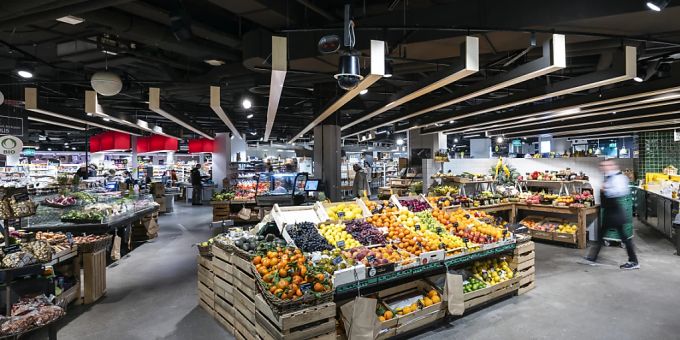 In der Schweiz ist der Detailhandel mit Wachstum in das neue Jahr gestartet. Die Detailhandelsumsätze nahmen im Januar zum Vorjahr nominal um 0,6 Prozent zu. (Symbolbild) Detailhandel