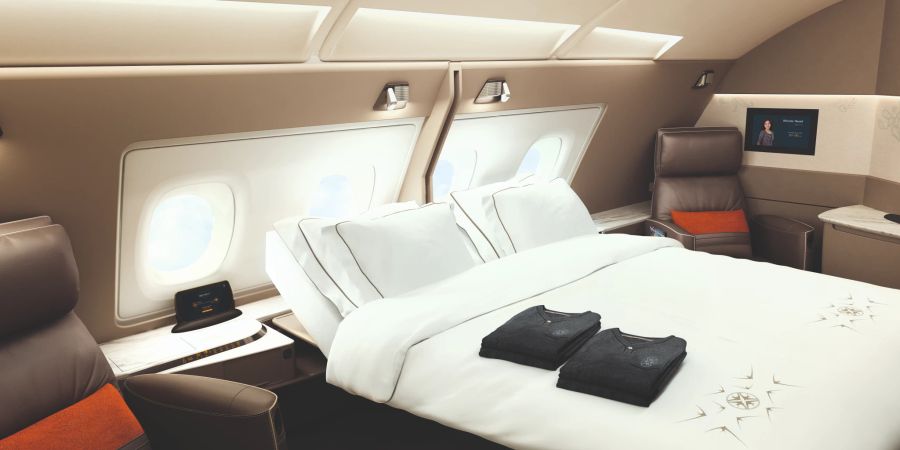 In der ersten Klasse von Singapore Airlines finden Sie ein Bett in Ihrer Kabine.