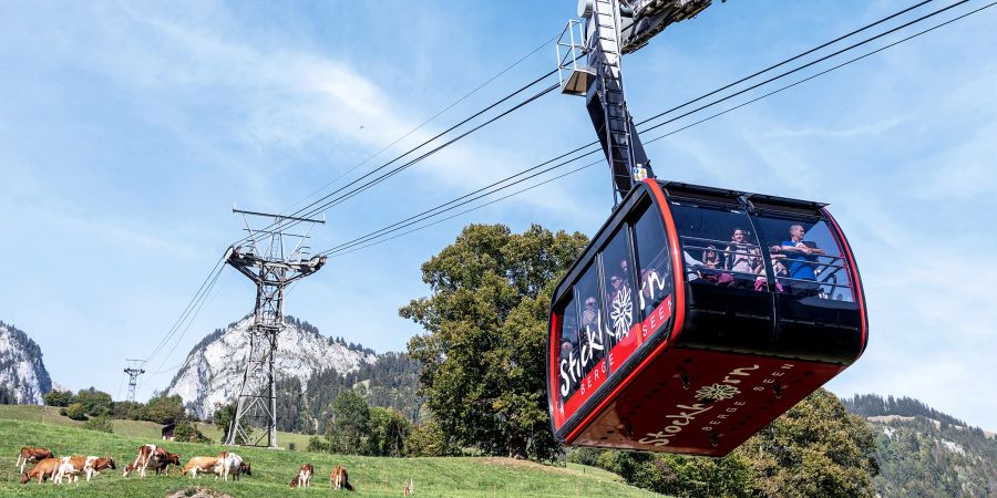 Gondel der Stockhorn-Luftseilbahn in Erlenbach. - Simmental