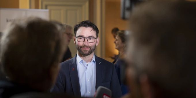 Thomas Tschudi. Thomas Tschudi.