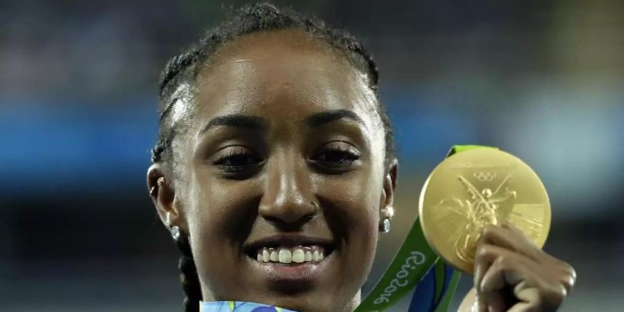 Hürden-Olympiasiegerin Brianna McNeal aus den USA ist wegen Verstössen gegen die Anti-Doping-Regeln suspendiert worden. Foto: Dmitri Lovetsky/AP/dpa