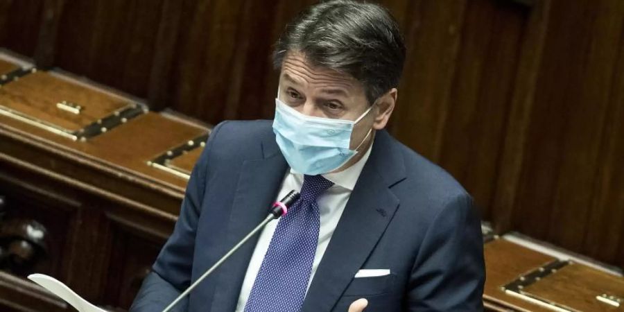 Italien Regierungschef Giuseppe Conte hat weitere Verschärfungen wie Einschränkungen der Bewegungsfreiheit und die Schliessung aller Museen angekündigt. Foto: Lapresse / Roberto Monaldo/LaPresse via ZUMA Press/dpa