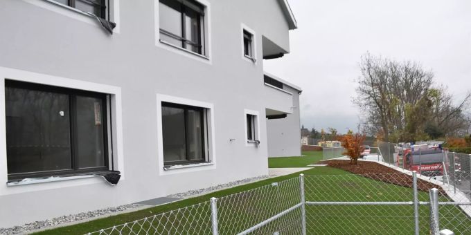 Aufgrund der Rauchentwicklung wurde die Feuerwehr Domleschg zur Brandbekämpfung und zur Entlüftung der Räume aufgeboten. Brand