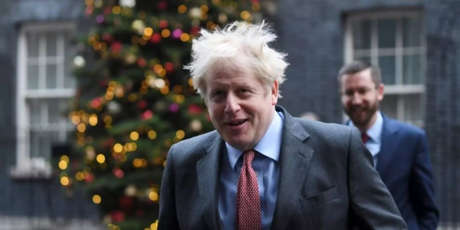 Johnson beim Verlassen der Downing Street