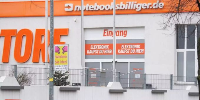 Notebooksbilliger.de hält sowohl die Begründung als auch das Bussgeld selbst für deutlich überzogen. Foto: Julian Stratenschulte/dpa Notebooksbilliger.de hält sowohl die Begründung als auch das Bussgeld selbst für deutlich überzogen. Foto: Julian Stratenschulte/dpa