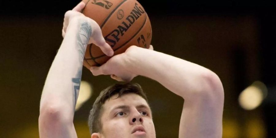 Houstons Isaiah Hartenstein will in der neuen NBA-Saison eine bessere Rolle spielen als zuletzt. Foto: Philipp Hülsmann/dpa