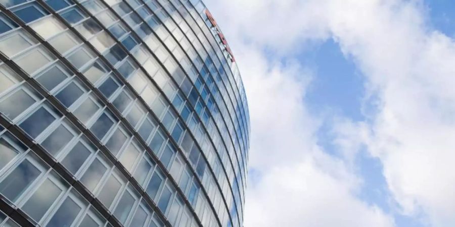 Die Eon Konzernzentrale vor Beginn einer Hauptversammlung. Foto: picture alliance / dpa